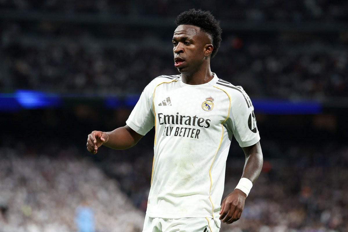 罗马诺:弗洛伦蒂诺希望维尼修斯留在皇马,并与他续约