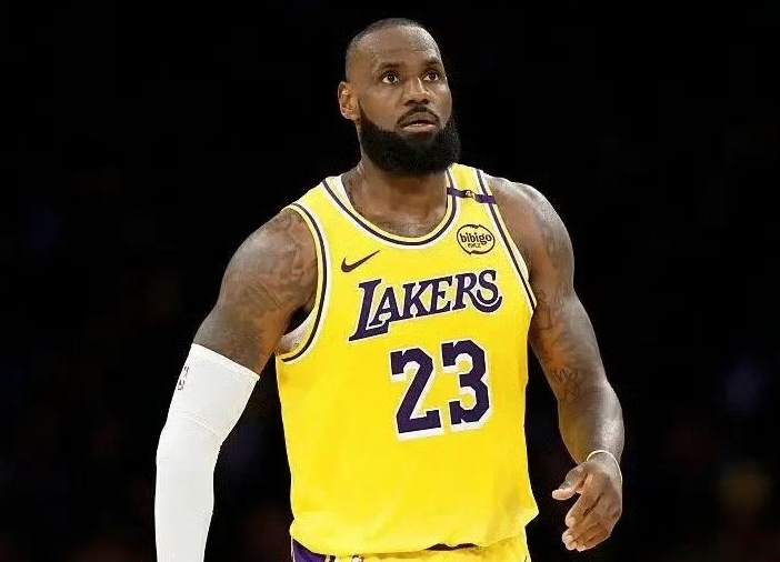 NBA今日里程碑!希罗1000记三分球,墨菲创新高,老詹历史第1